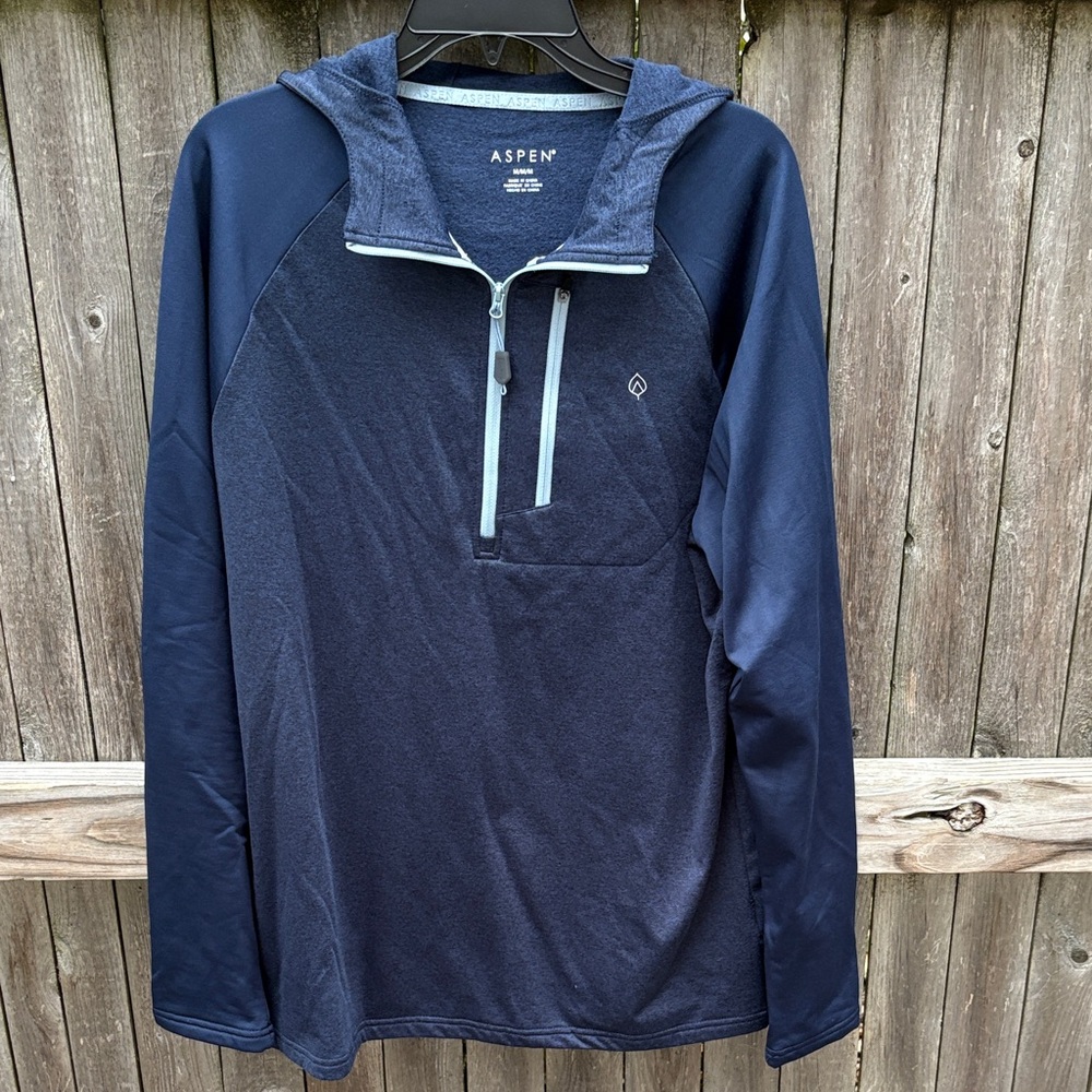 Aspen medium light hoodie!! New cond!